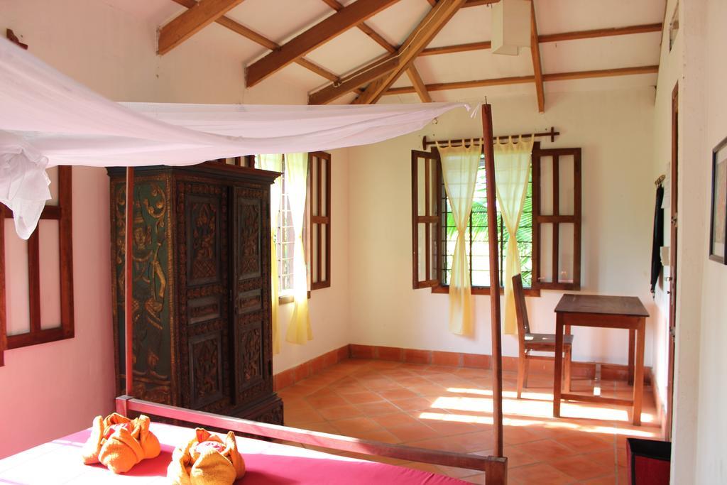 Arun Mekong Guesthouse Kratie Room photo