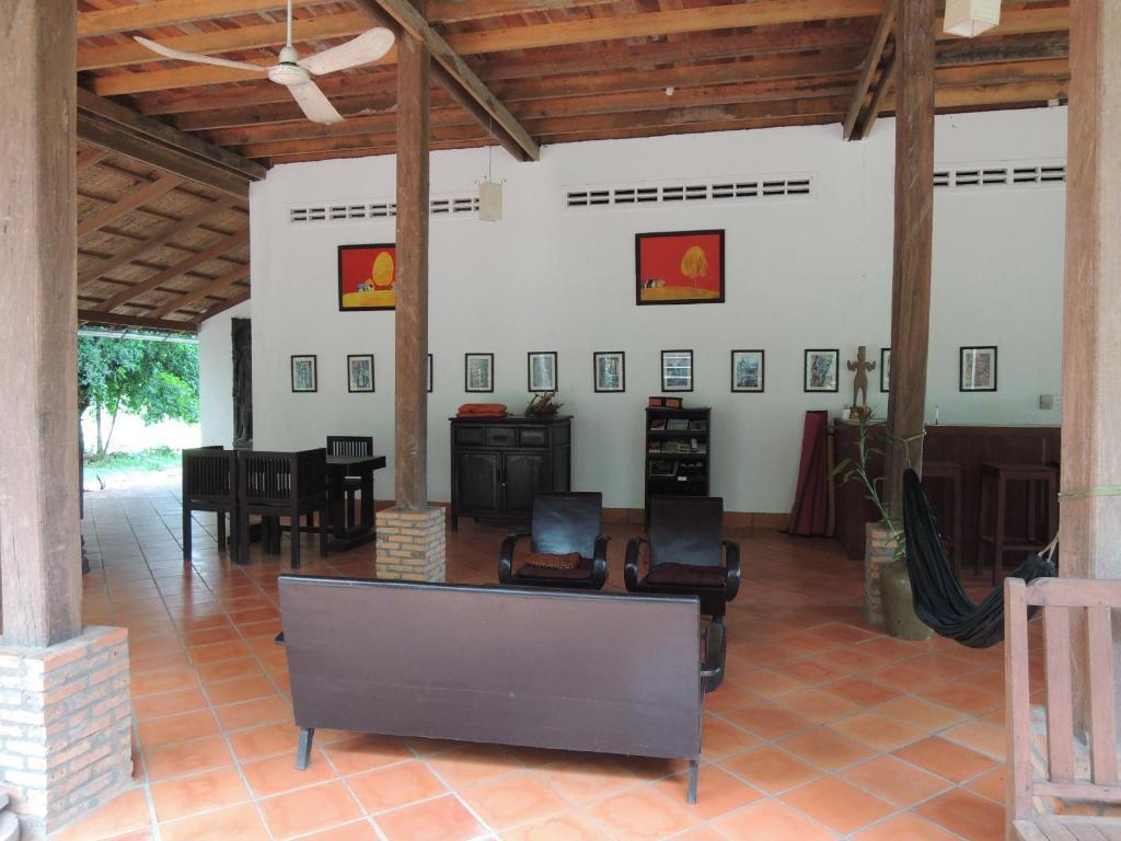 Arun Mekong Guesthouse Kratie Exterior photo